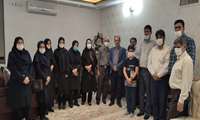 بازدید از خانواده شهید دکتر فرهاد در روز پزشک
